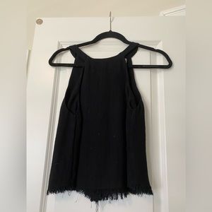 Small, black altard state top